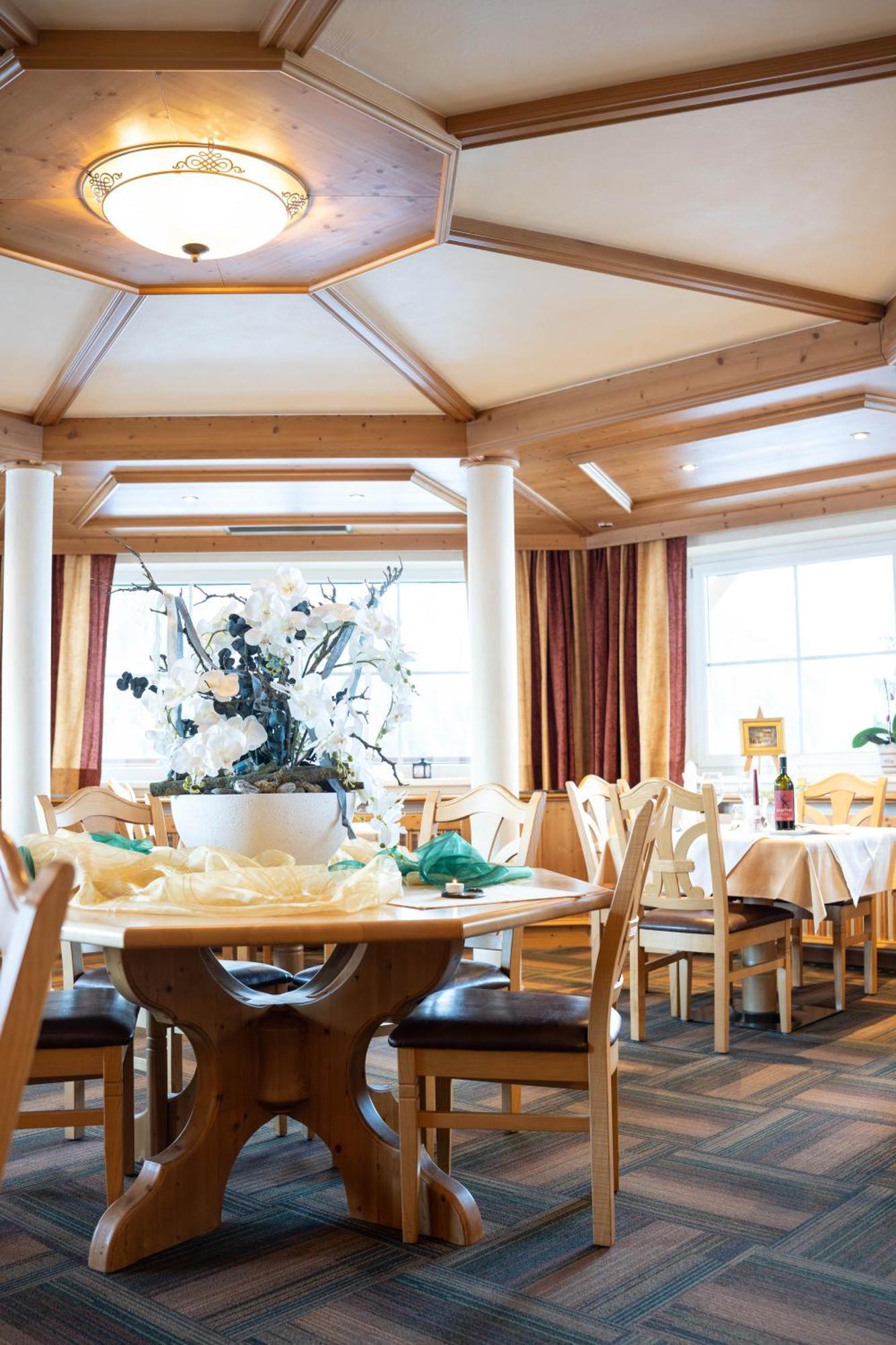 Alpin Panoramahotel Laerchenhof Heiligenblut Esterno foto